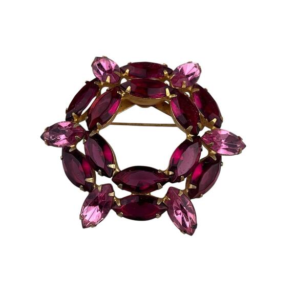 Vintage Raspberry Pink Color Wreath Brooch - Picture 1 of 9